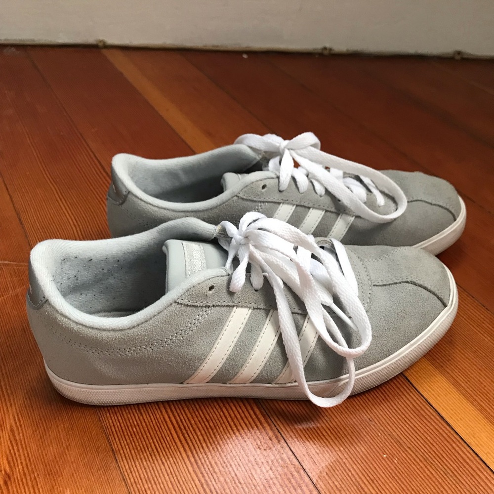 Adidas grey sneaker